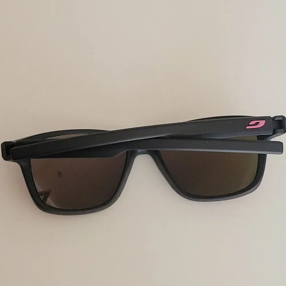 Julbo Kids Cruiser sunglasses durable matte black frame red mirror lenses